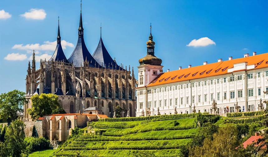 Superb grand tour in Czech Republic: UNESCO sites and other top destinations on a 22-days tour from Vienna — 1