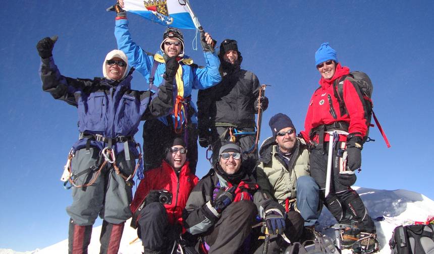 Acampamento Base do Everest com Island Peak — 1