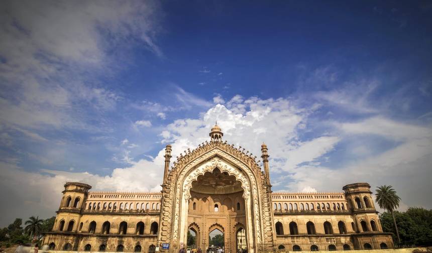 Discovering Lucknow: A Private Tour of the City of Nawabs — 1
