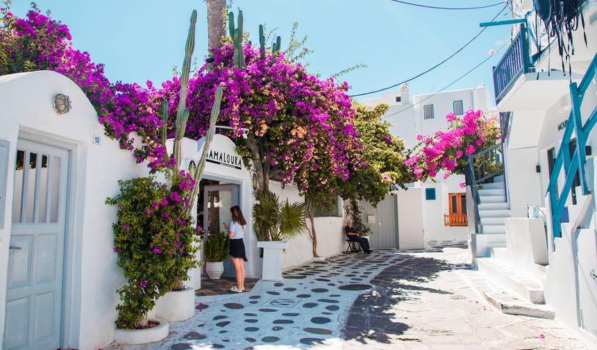 15-Day Best of Greece: Ancient Sites, Athens, Mykonos & Santorini — 1