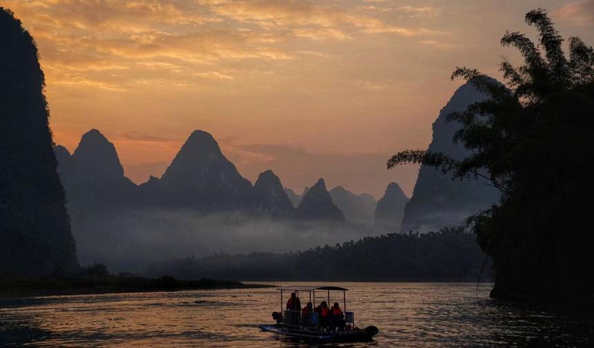 استكشاف جنوب الصين إلى هونغ كونغ 12 يومًا: من شنغهاي إلى Zhangjiajie و Yangshuo وهونغ كونغ — 1