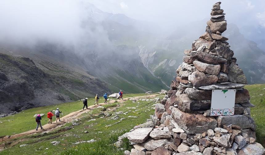 TOUR DU MONT BLANC – سويسرا فرنسا إيطاليا — 1