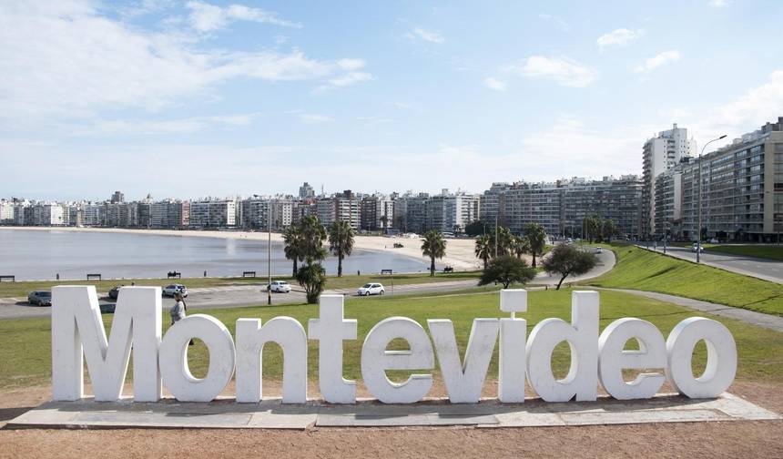 3-Day Montevideo Tour from Buenos Aires — 1