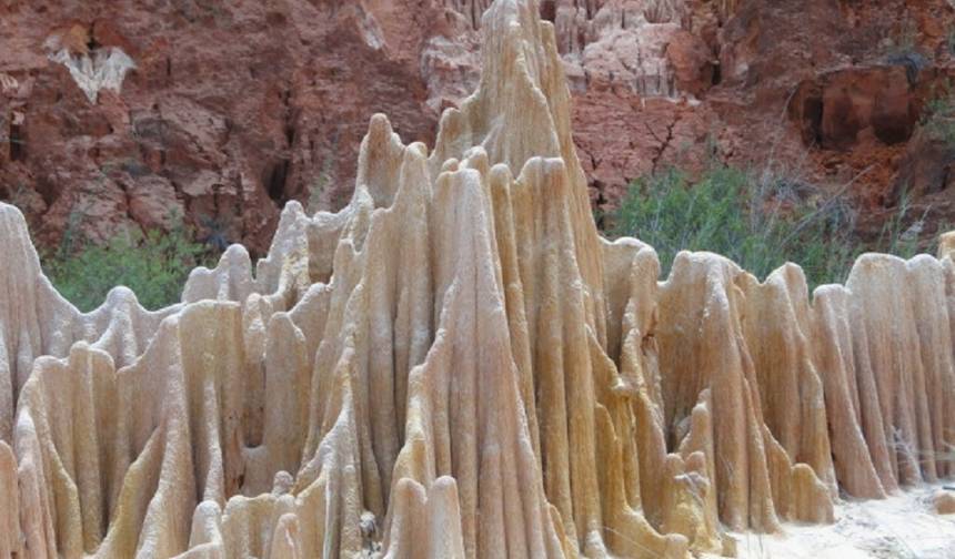 マダガスカル北部にある本物の目的地 — 1