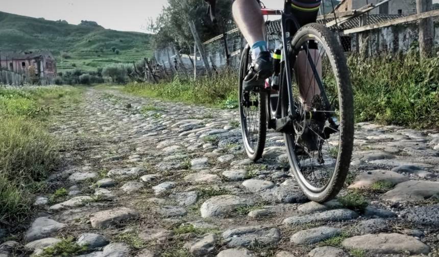 Gravel E-bike Tour in the Heart of Sicily — 1
