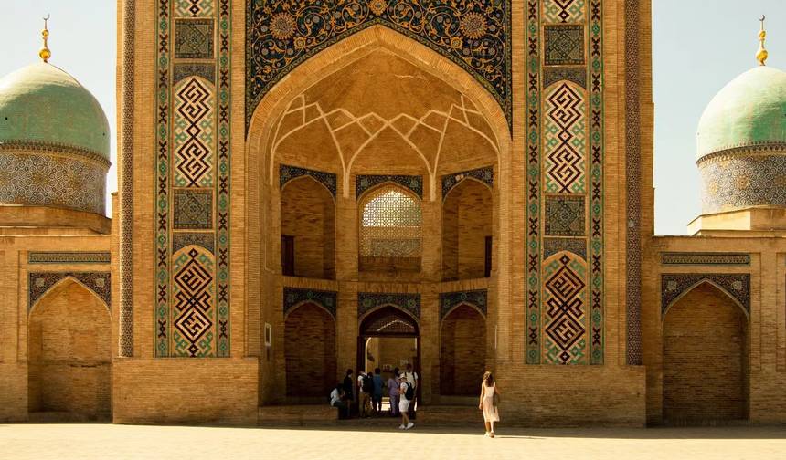جولة آسيا الوسطى 5 ستانس لمدة 20 يومًا — 1