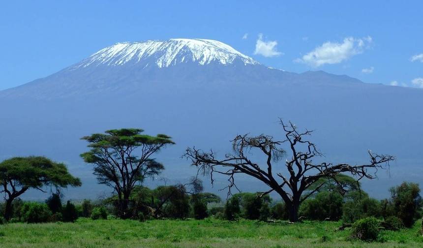 Caminhada Curta de 2 Dias no Monte Kilimanjaro — 1