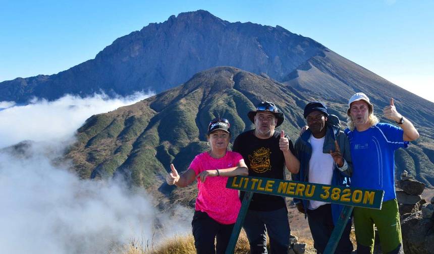 Mount Meru رحلة مشي لمدة 4 أيام — 1