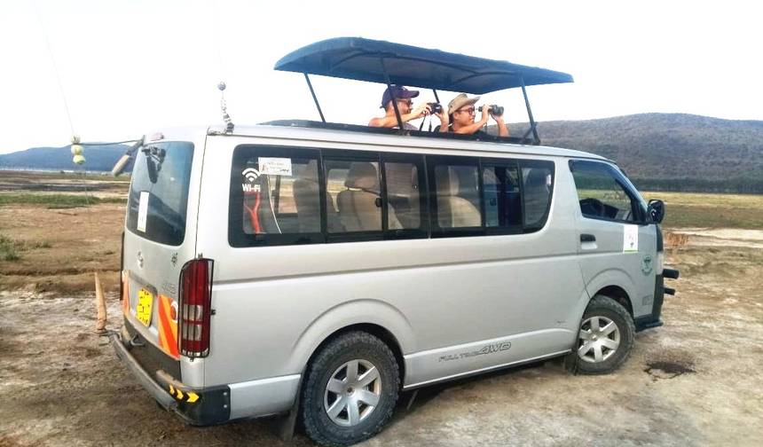 3 Day Masai Mara Budget Camping Safari on 4x4 Land Cruiser Jeep — 1