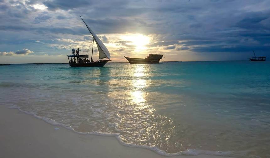 8 dni/ 7 nocy: Wakacje na plaży na Zanzibarze — 1