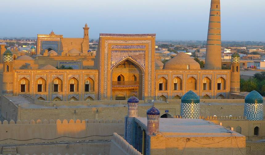 أوزبكستان الملونة — 1