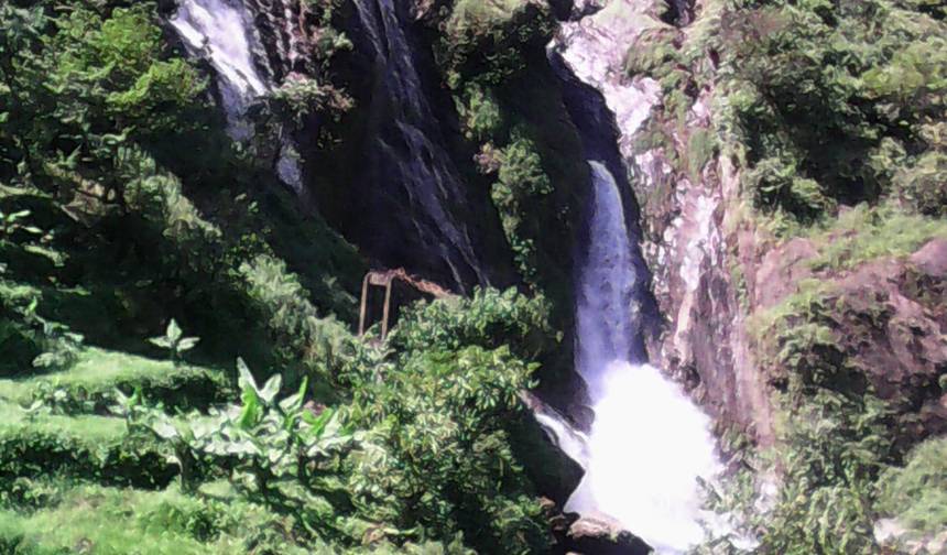 Caminhada Manaslu Larke Pass via Acampamento Base Manaslu com Serviço de Guia de 17 dias — 1