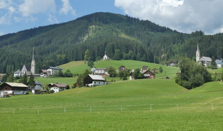 Caminhada de cabana em cabana no paraíso de trilhas Dachstein-West (4 dias) — 1