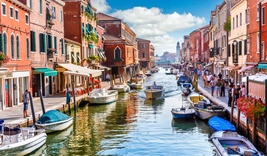 De Veneza a Roma de Trem — 1