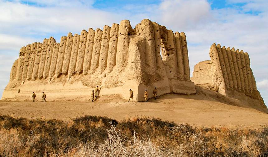 Customized Private 6 Days Turkmenistan Trip, Daily Depart (Private Guide & Driver) — 1