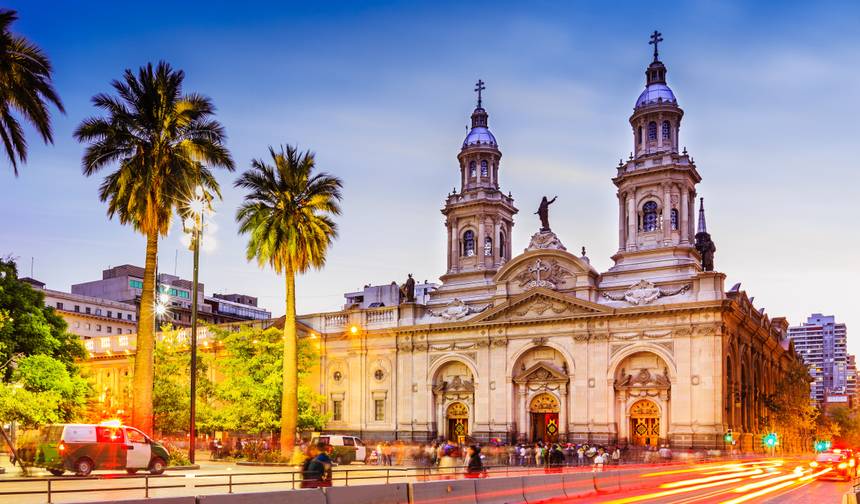 Estadia Independente em Santiago com Ilha de Páscoa — 1
