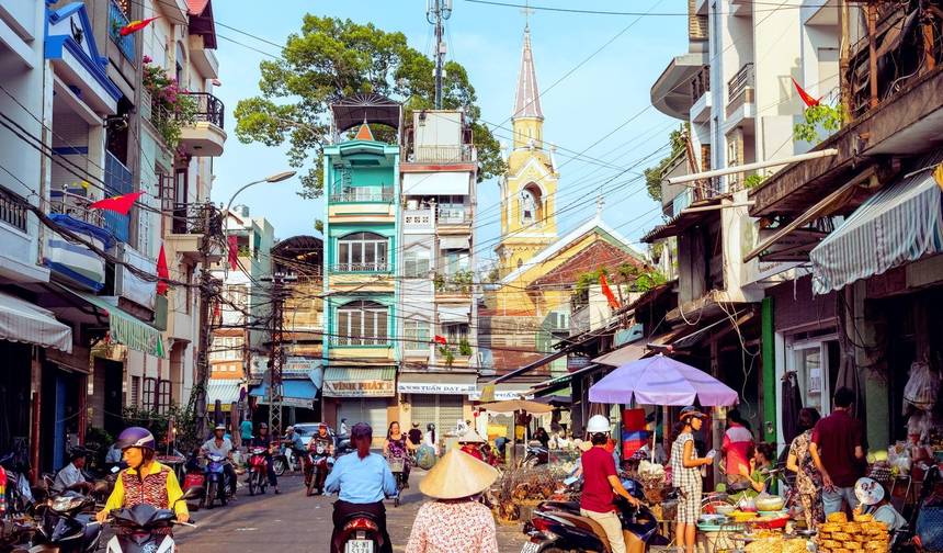 Authentic Vietnam Luxury Vacation 7 Days Package — 1