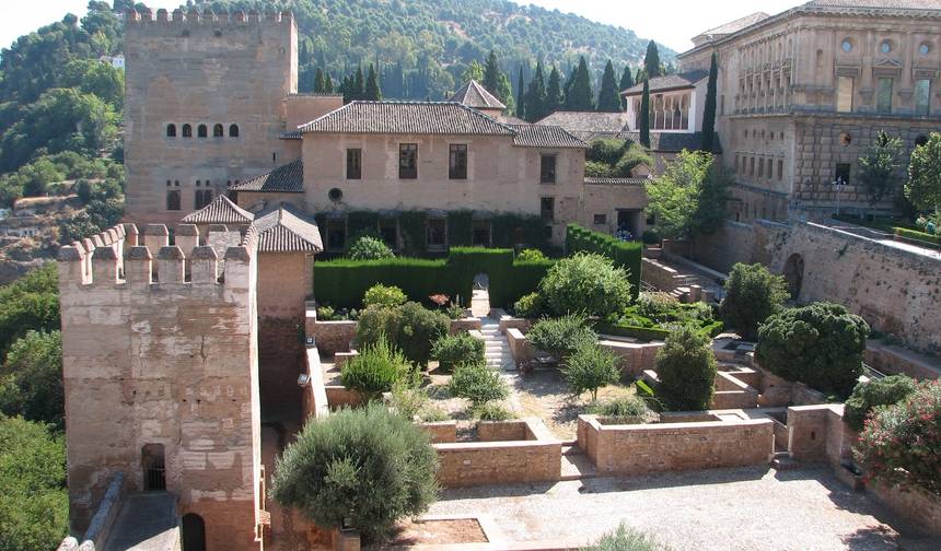 14-Day Tour Portugal and Andalusia from Madrid — 1