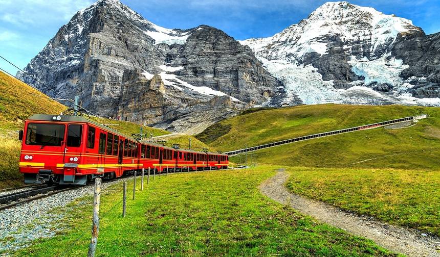 Maravilhas Alpinas e Canais Italianos – Férias de 10 Dias na Suíça e Itália — 1