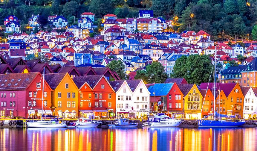 オーロラを追いかけるオーダーメイドのプライベート5日間ノルウェー旅行 — 1