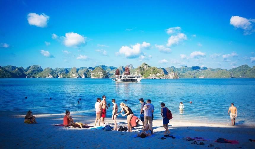 Ultimate Vietnam in 9 Days 8 Nights / Inclusive package Tour — 1