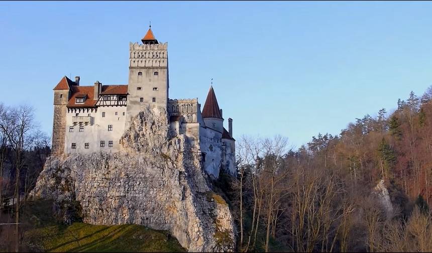 Excursão em Grupo ao Castelo do Drácula - Atração Turística Única na RO 2021 — 1