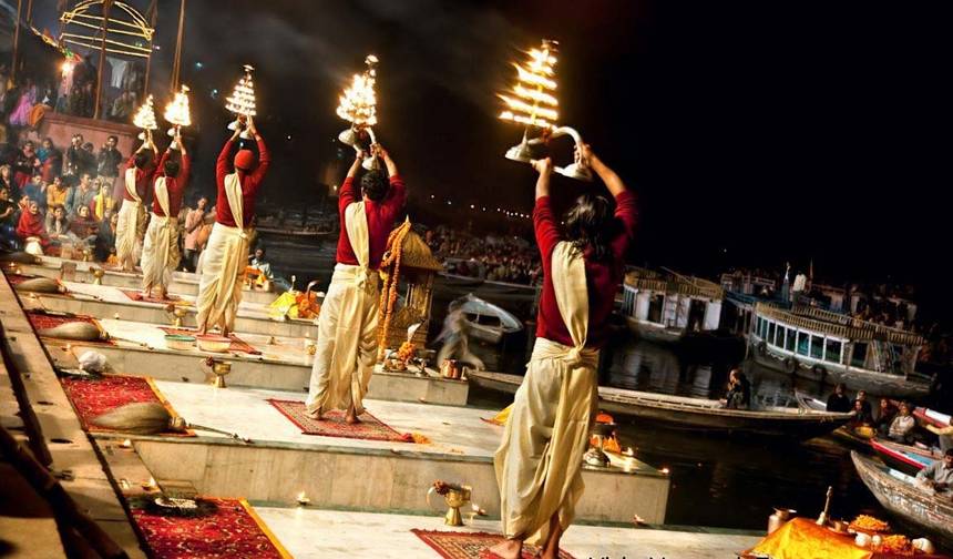 Explore Golden Triangle with  Varanasi Tour — 1