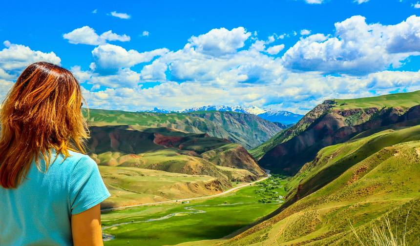 Kyrgyzstan Walking Explorer — 1