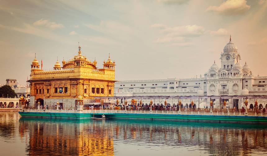 7 Day Golden Triangle Tour with Amritsar  - A Journey Through Heritage and Spirituality — 1