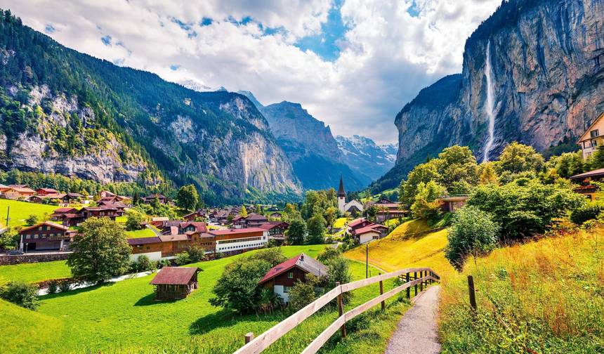 Switzerland 5 days Adventure - Zurich, Interlaken, Lucerne — 1