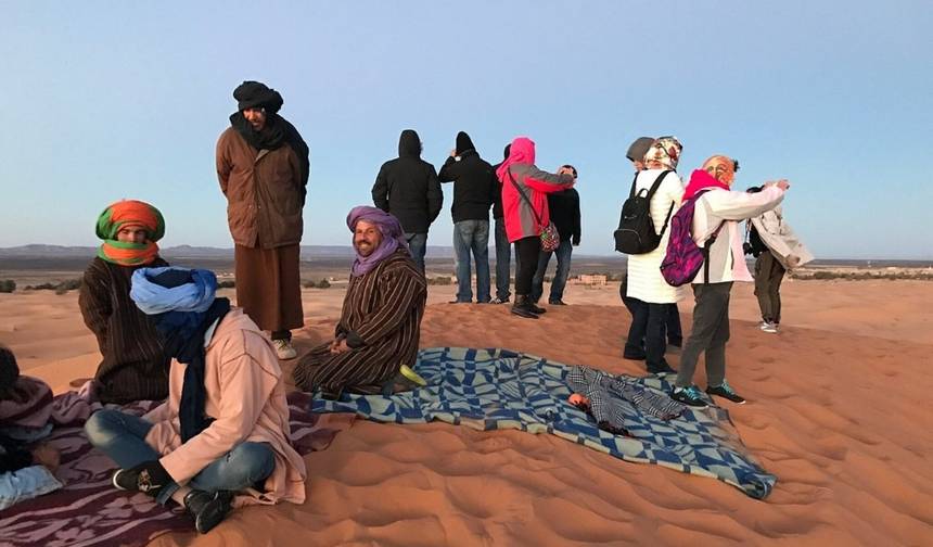 ملاذك الصحراوي الحلم — 1