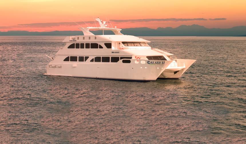 Eco Galaxy II First Class Catamaran 6 Days — 1