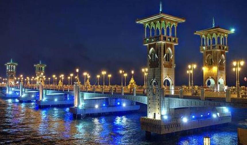 حكاية عائلية مصرية — 1