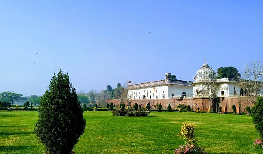 Incredible Golden Triangle tour with Udaipur, Mumbai & Goa — 1
