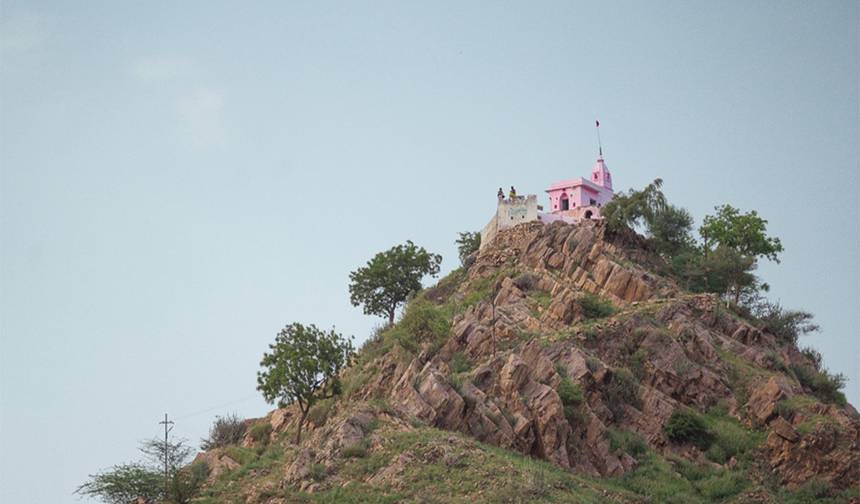 Golden Triangle Tour with Pushkar — 1