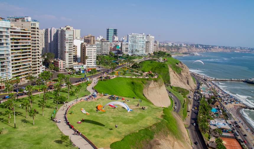 Destaques do Peru e Bolívia em um Relance — 1