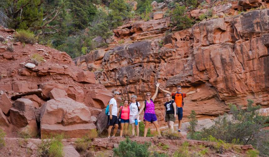 جولة هايكنج في المناطق النائية بجراند كانيون إلى Phantom Ranch — 1