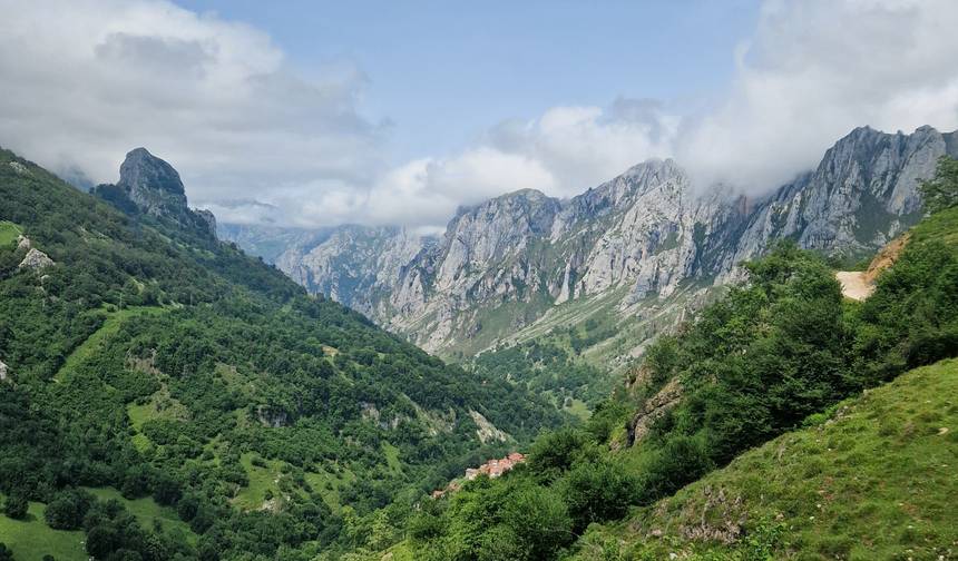 جولة ذاتية التوجيه في Picos De Europa — 1