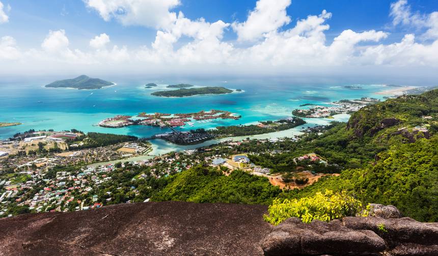 Seychelles Island Hopping Mahé & Praslin — 1