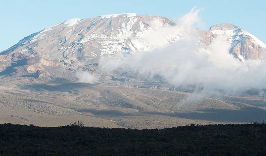 6 Days Mount Kilimanjaro Trekking Marangu Route. — 1