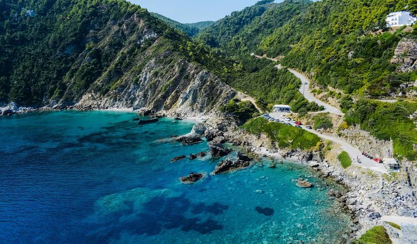 5 Days in Skiathos and Skopelos. — 1
