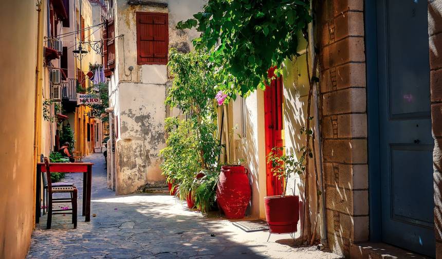 8 Days in Chania, Agia Galini, Agios Nikolaos & Heraklion. — 1
