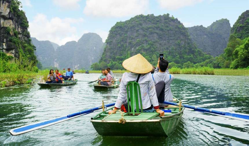 Hanoi - Ninh Binh 2 days (Hoa Lu, Tam Coc, Cuc Phuong National Park) — 1
