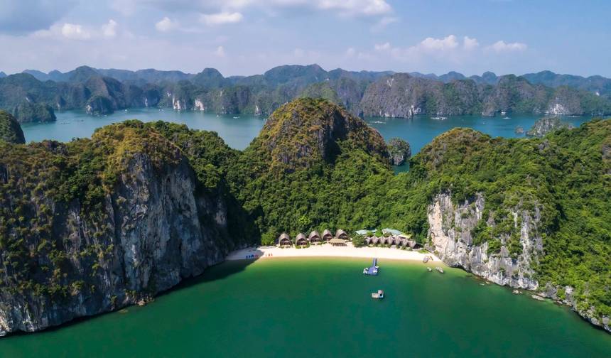 Vietnam exclusively odyssey 10 Days Tour — 1