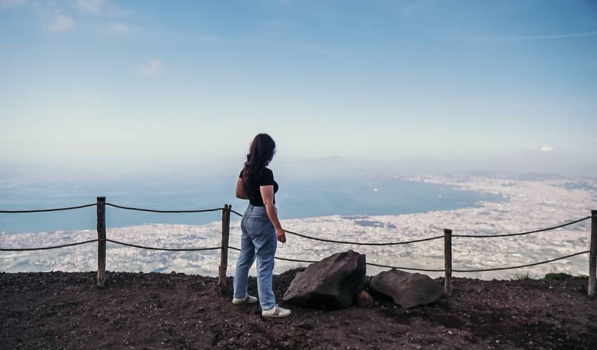 3 Day Summits & Shores: Vesuvius, Pompeii & Amalfi Small-Group Tour from Rome — 1