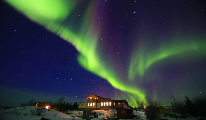 Excursão de 8 Dias: Aurora Boreal em Yellowknife e Montanhas Rochosas Canadenses no Outono | Explore a Aurora e os Parques Nacionais de Banff e Jasper — 1