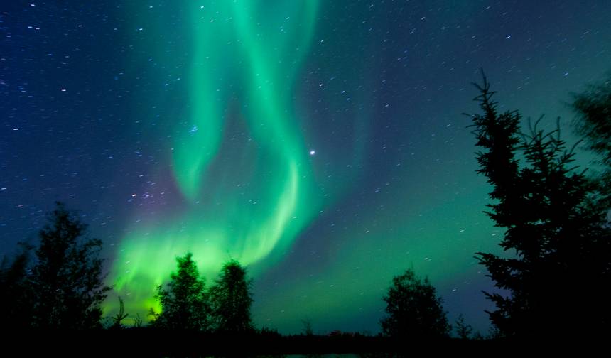 جولة الخريف لمدة 8 أيام في Yellowknife لمشاهدة الشفق القطبي وجبال روكي الكندية | استكشف الشفق القطبي ومنتزهات بانف وجاسبر الوطنية — 1
