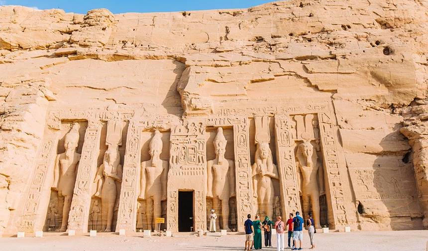 مصر الفاخرة بتفاصيل عميقة — 1