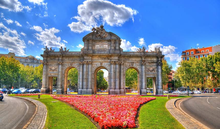 O Melhor de Espanha e Portugal (Clássico, Verão, Fim em Barcelona) (19 destinos) — 1