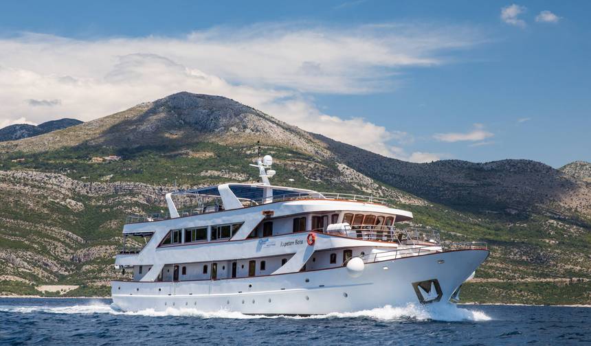 Split – Dubrownik, M/S Captain Bota 2025 — 1